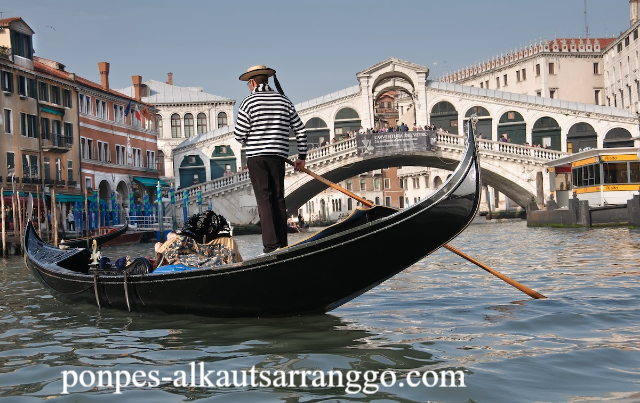 Liburan Romantis di Venice Italia